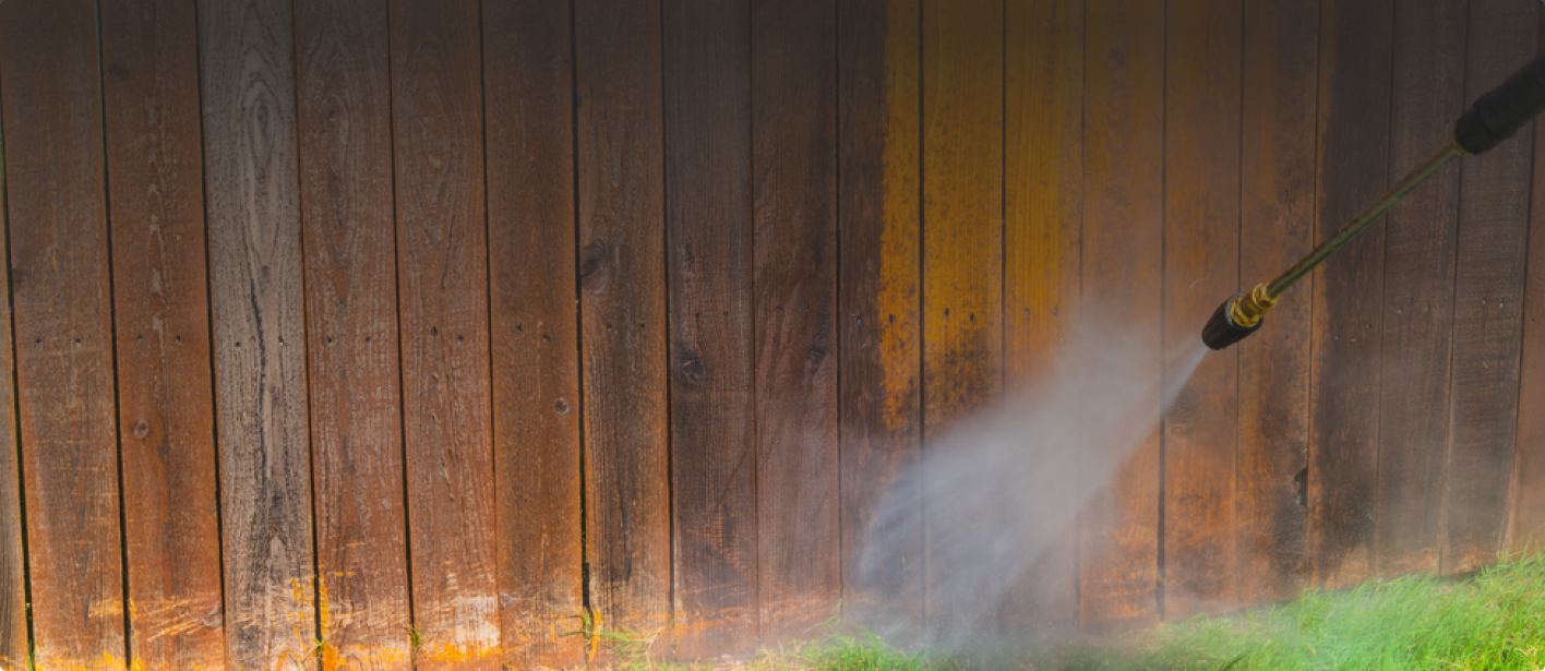 wood fence cleaning solution